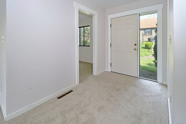 A - 607 Cherokee Ln, Condo with 1 bedrooms, 2 bathrooms and null parking in Stratford CT | Image 5