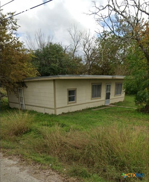208 Harris Street, Edna, TX, 77957 | Card Image