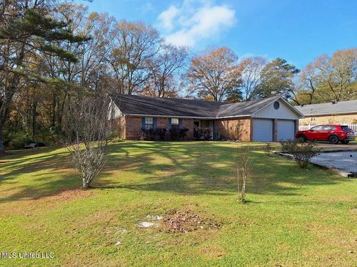 135 Rolling Hills Boulevard, Florence, MS, 39073 | Card Image