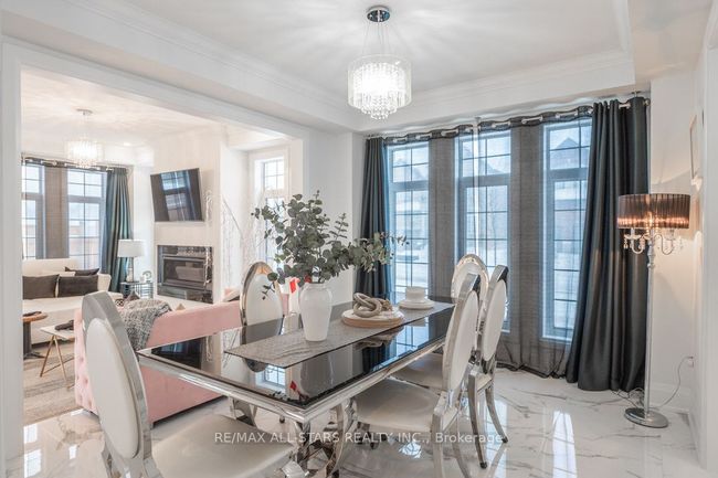 44 Bromont Dr, House other with 4 bedrooms, 4 bathrooms and 4 parking in Millbrook ON | Image 13