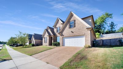 8786 Stony Glen Dr, House other with 5 bedrooms, 3 bathrooms and null parking in Bartlett TN | Image 2