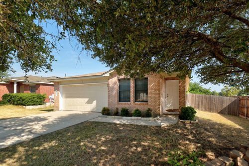 207 Lombard Dr, Leander, TX, 78641-2059 | Card Image