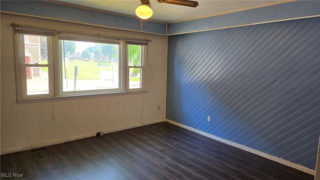 1014 20 Th St, Home with 5 bedrooms, 3 bathrooms and null parking in Parkersburg WV | Image 9