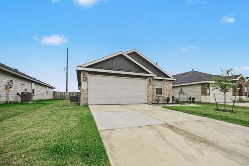 8830 Colicroot Dr, Rosharon, TX, 77583-5633 | Card Image