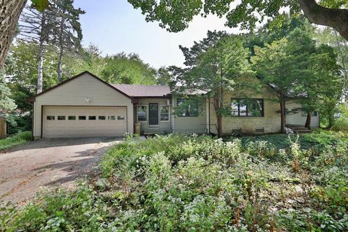 713 Redland Dr, Madison, WI, 53714-1720 | Card Image