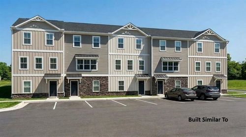 105 Willowstone Ct, Harrisonburg, VA, 22801 | Card Image