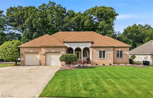 40 White Oak Ct, Canfield, OH, 44406-1013 | Card Image