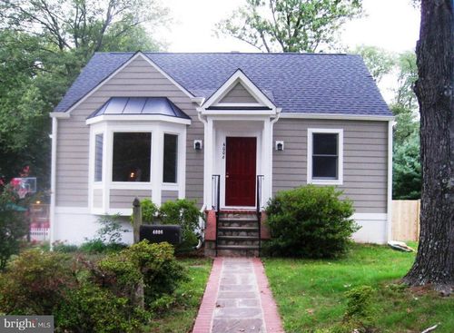 4006 Woodland Dr, FAIRFAX, VA, 22030-5104 | Card Image