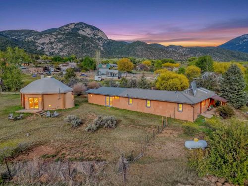 8 Cottonwood Ln, El Prado, NM, 87529-7542 | Card Image