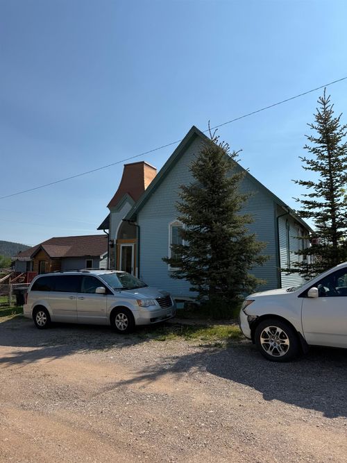 922 S West St, Sundance, WY, 82729-5232 | Card Image