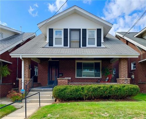 305 5th Ave, New Kensington, PA, 15068-6620 | Card Image
