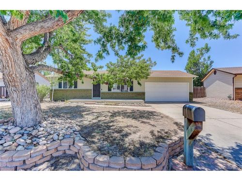 15488 E Bates Ave, Aurora, CO, 80013-1604 | Card Image