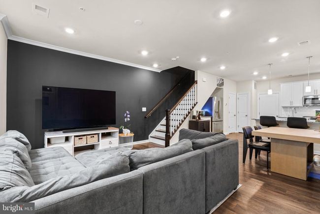 43421 Stonewood Crossing Ter, Townhouse with 3 bedrooms, 3 bathrooms and null parking in ASHBURN VA | Image 4