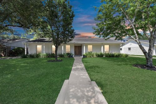 7610 Highmeadow Dr, Houston, TX, 77063-4818 | Card Image