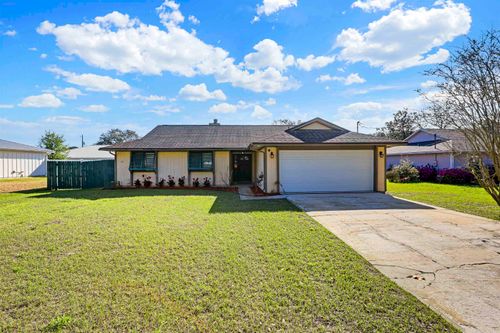 111 Lobelia Rd, St Augustine, FL, 32086-6511 | Card Image