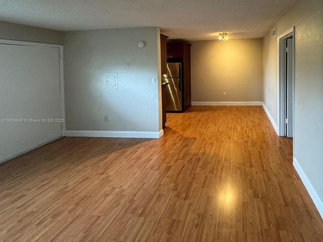 APT-305 - 427 Santander Ave, Condo with 1 bedrooms, 1 bathrooms and null parking in Coral Gables FL | Image 5