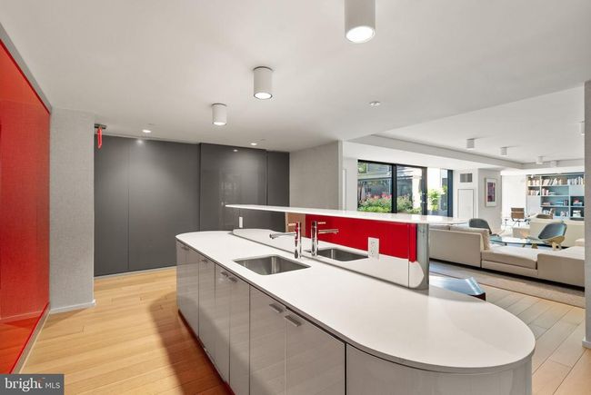 APT-810 - 925 H St Nw, Condo with 2 bedrooms, 3 bathrooms and null parking in WASHINGTON DC | Image 64