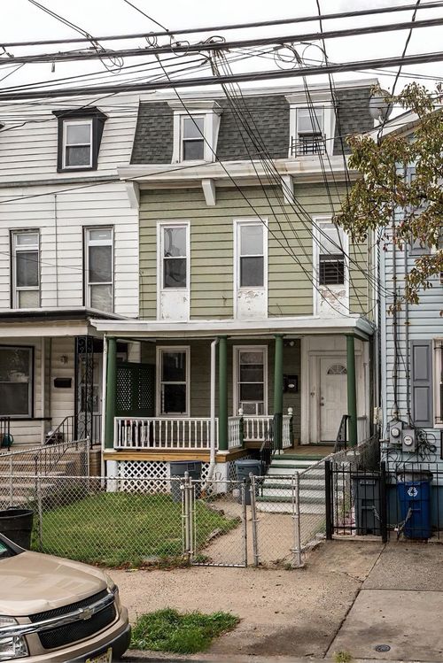 69 Belmont Ave, Jersey City, NJ, 07304-3030 | Card Image
