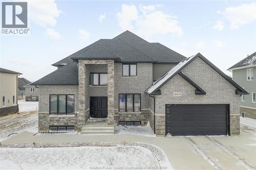 4433 Belmont Ave, Comber, ON, N0P1J0 | Card Image