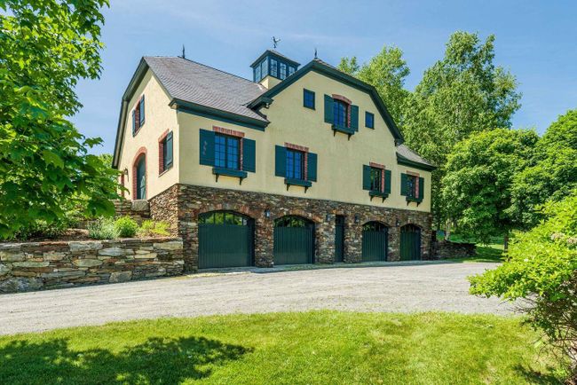 2034 Long Hill Road, House other with 4 bedrooms, 4 bathrooms and null parking in Woodstock VT | Image 14