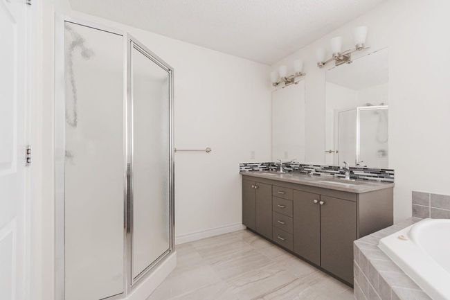 129 Lightbown Way, House other with 4 bedrooms, 3 bathrooms and 3 parking in Fort Mcmurray AB | Image 16