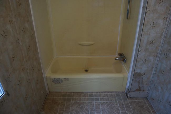 817 E 7 Th St, House other with 3 bedrooms, 2 bathrooms and null parking in Pahokee FL | Image 33