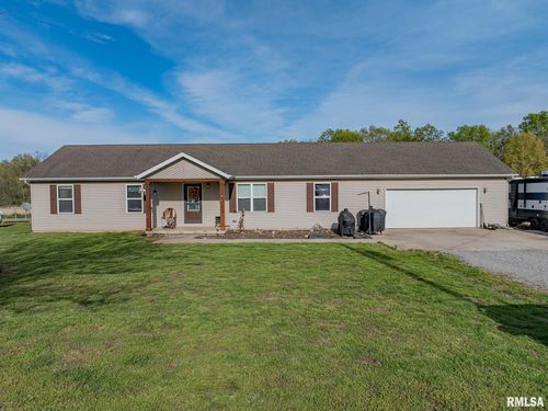 15644 N Sunfish Ln, Woodlawn, IL, 62898-3713 | Card Image