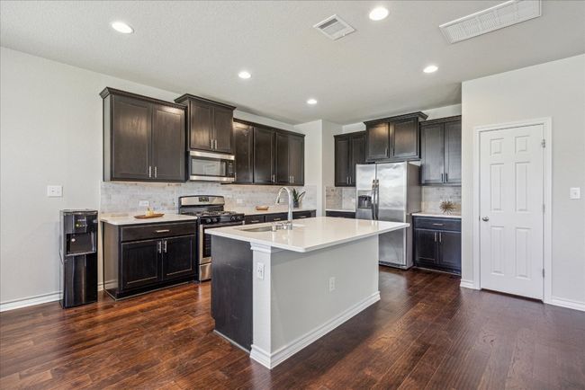 361 Silktassel Way, House other with 3 bedrooms, 3 bathrooms and 2 parking in Buda TX | Image 9