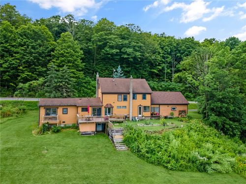 393 Groton Rd, Freeville, NY, 13068-9414 | Card Image