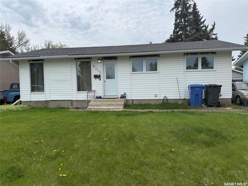 8912 Deans Crescent, North Battleford, SK, S9A3H7 | Card Image