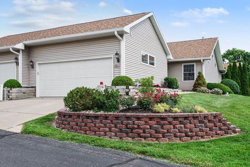 3-5530 Ivy Path, Stevensville, MI, 49127-9684 | Card Image