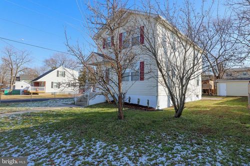 30 Queen Anne Rd, GLEN BURNIE, MD, 21060-7541 | Card Image