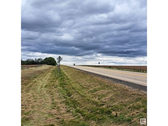 3160 Highway 622, House other with 2 bedrooms, 2 bathrooms and null parking in Warburg AB | Image 33