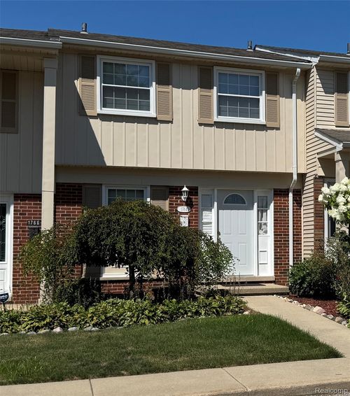 1764 Brentwood Dr, Troy, MI, 48098-2625 | Card Image