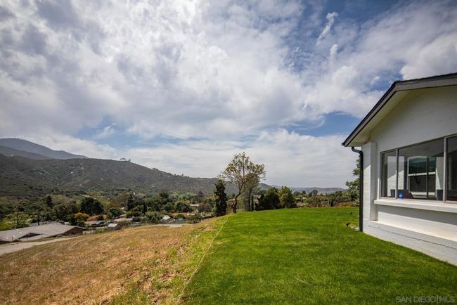 3153 Pine Ln, House other with 5 bedrooms, 3 bathrooms and 8 parking in Spring Valley CA | Image 10
