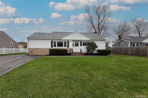 11 Mountain View Ave, Saugerties, NY, 12477-2210 | Card Image