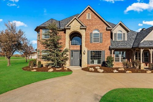 108 E Stroh Ave, Okarche, OK, 73762-9213 | Card Image
