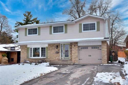 65 Rolston Dr, Hamilton, ON, L9C3X6 | Card Image