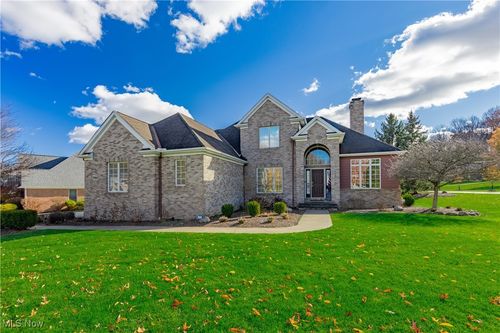 7790 Victoria Cir, Independence, OH, 44131-4840 | Card Image