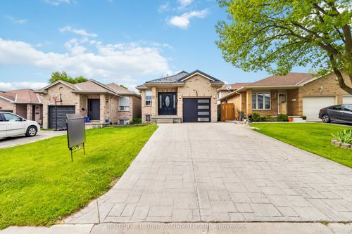 61 Tanner Dr, London, ON, N5W6B6 | Card Image