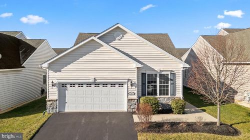 25 Hengst Farm Ln, SMYRNA, DE, 19977-4717 | Card Image