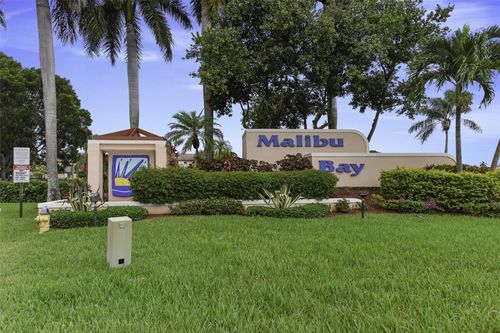 757 Nw 208th Dr, Pembroke Pines, FL, 33029-2151 | Card Image