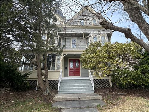 342 Broadway, Newport, RI, 02840-1736 | Card Image