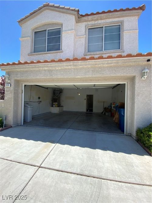 2225 Warm Walnut Dr, Las Vegas, NV, 89134-0157 | Card Image