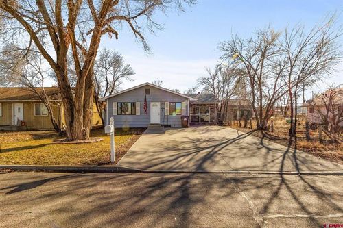 130 W South 1st St, Montrose, CO, 81401-3406 | Card Image