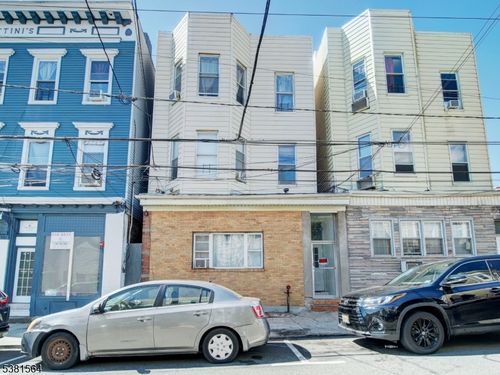 411 Monastery Pl, Union City, NJ, 07087-4453 | Card Image