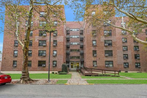 apt-2c-212-03 75th Ave, Oakland Gardens, NY, 11364-3334 | Card Image