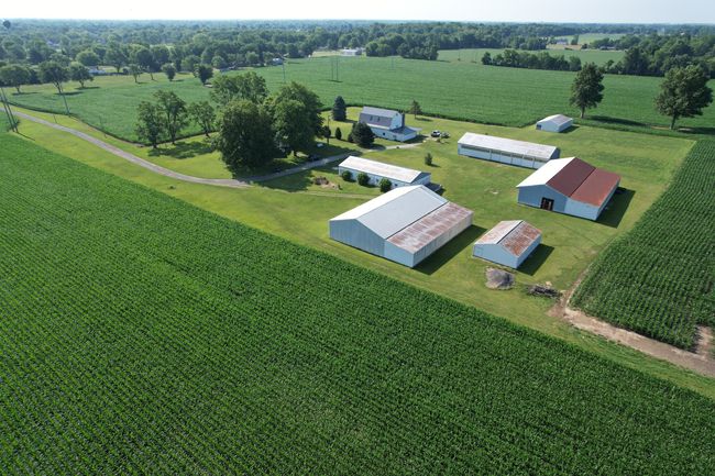 701 Layton Rd, Home with 5 bedrooms, 4 bathrooms and null parking in Anderson IN | Image 9