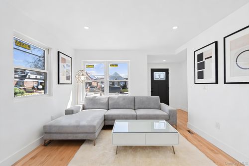 130-42 231st St, Laurelton, NY, 11413-1832 | Card Image