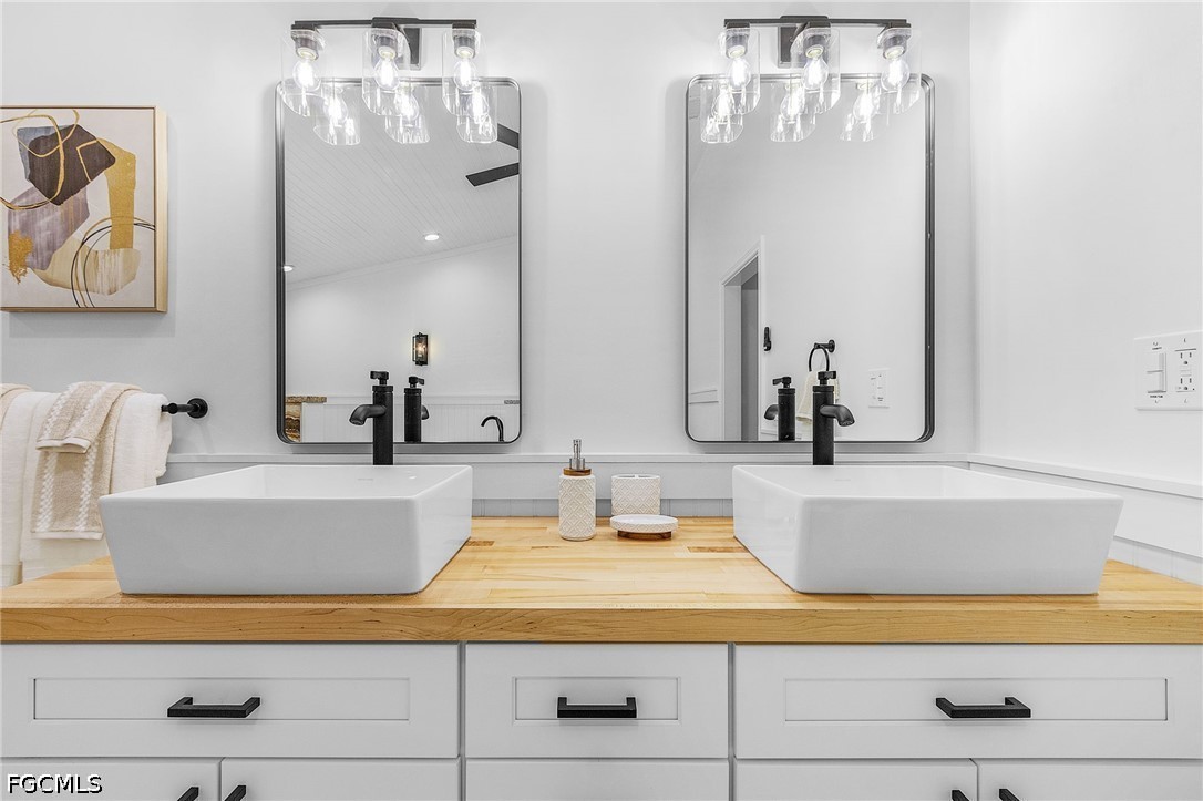 Residential in Cape Coral 4